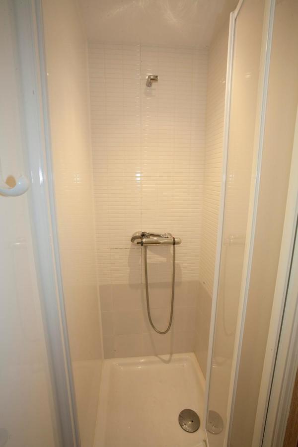 Coroleu House Barcelona Hostel Ruang foto